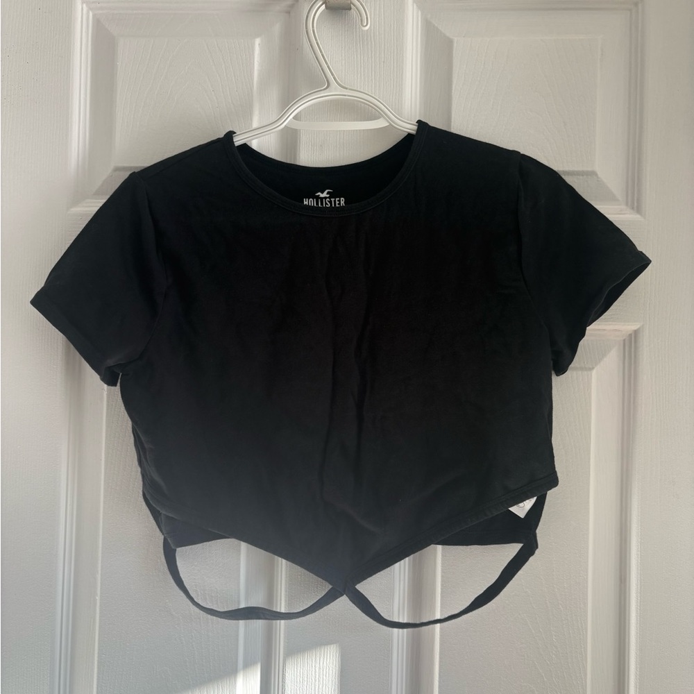 Hollister Women's Black Crop Top size L